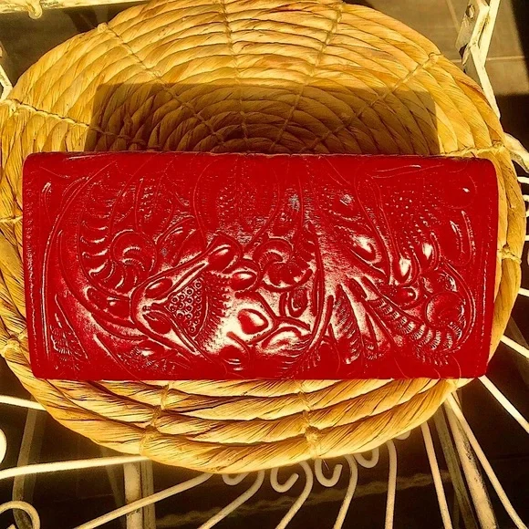 TOOLED LEATHER WALLET RED BILLFOLD CLUTCH NEW LADY - Picture 5 of 7